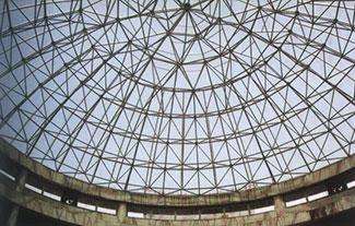 达州铝镁锰板屋面网架在设计时要注意哪些细节